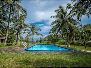 Piscina externa