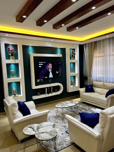 J And S Suites Kampala