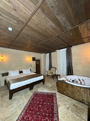 Dobbeltrom – superior | Lydisolert, wi-fi (inkludert) og sengetøy