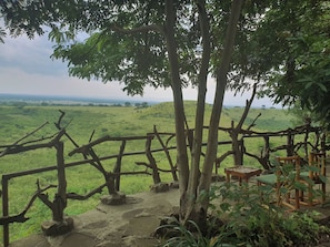 Garden - Pumba Safari Cottages (Kichwamba)