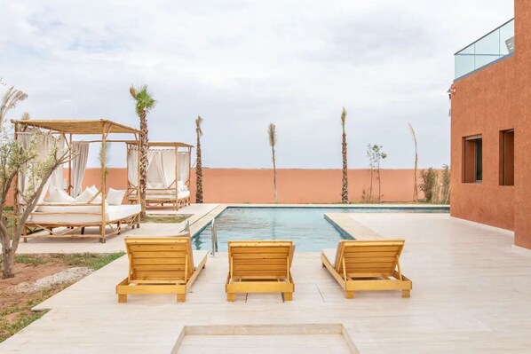 Outdoor pool, a heated pool