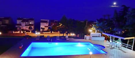 Piscine extérieure