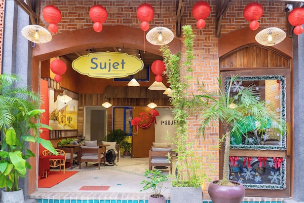 Fachada de la propiedad