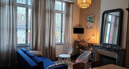 Jolie Maison Dans le Centre Historique de Bourdeilles