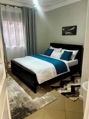 3 Schlafzimmer, Bügeleisen/Bügelbrett, Reisekinderbett, WLAN