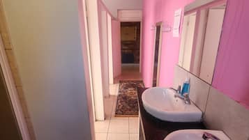 Standard Double Room, 1 Queen Bed, Non Smoking | Bathroom | Shower, towels, soap, toilet paper