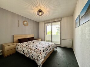 1 chambre, fer et planche à repasser, Wi-Fi gratuit, draps fournis