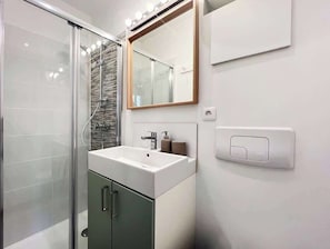 Shower, hair dryer