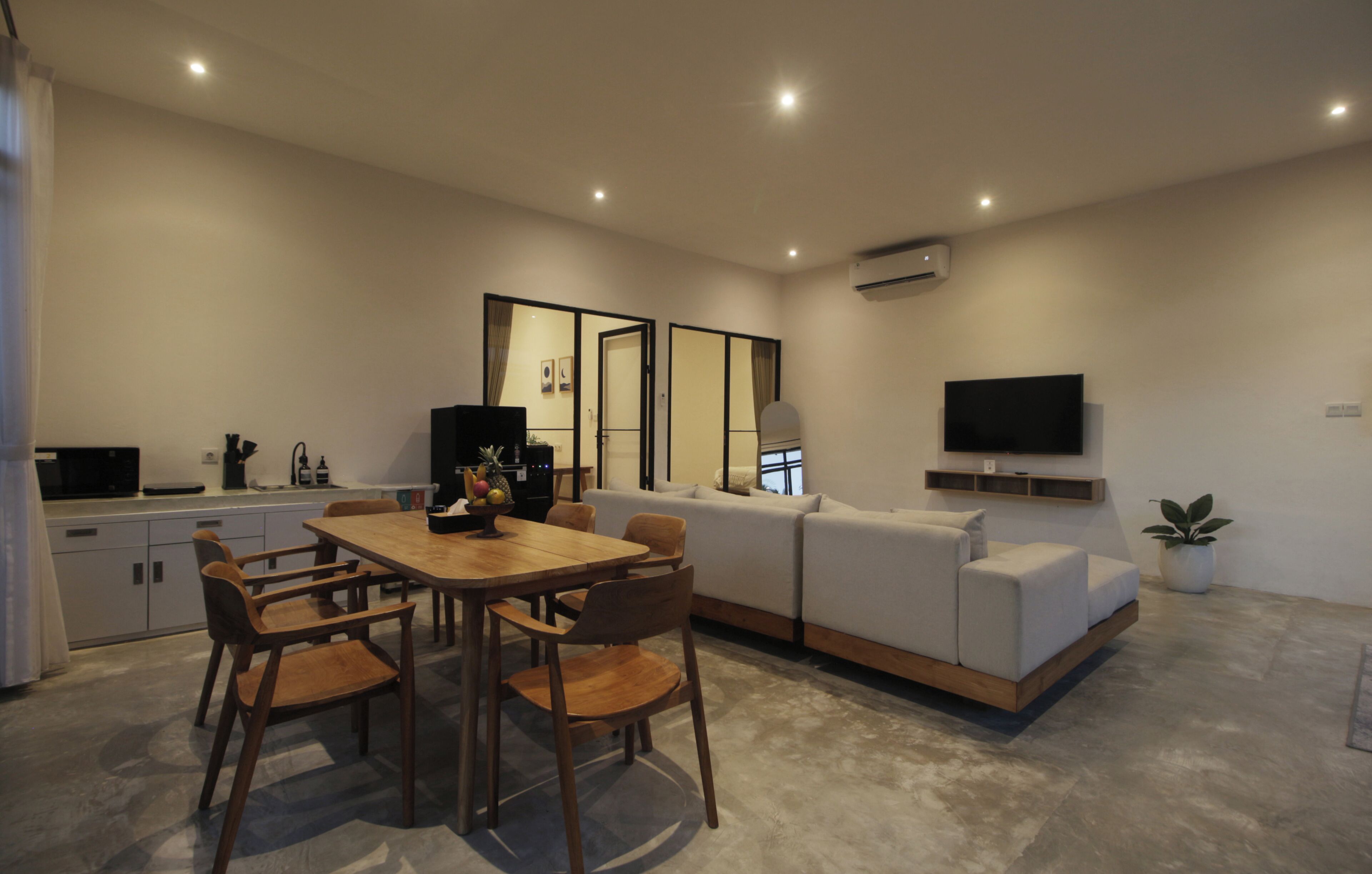 In-room dining