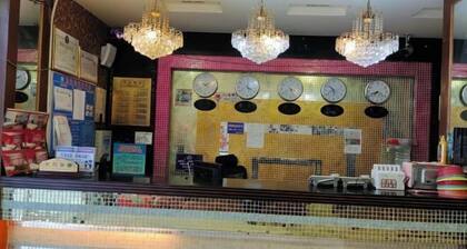 Luocheng Haiyuan Business Hotel