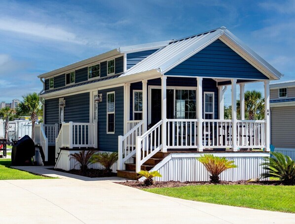 المنشأة من الخارج