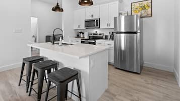 Fridge, microwave, oven, dishwasher