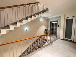 Lobby - Hotel Rudhav Palace (Ujjain)