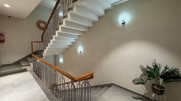 Khu sảnh