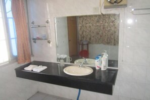 Interior - Wenfeng Hostel (Huangshan)