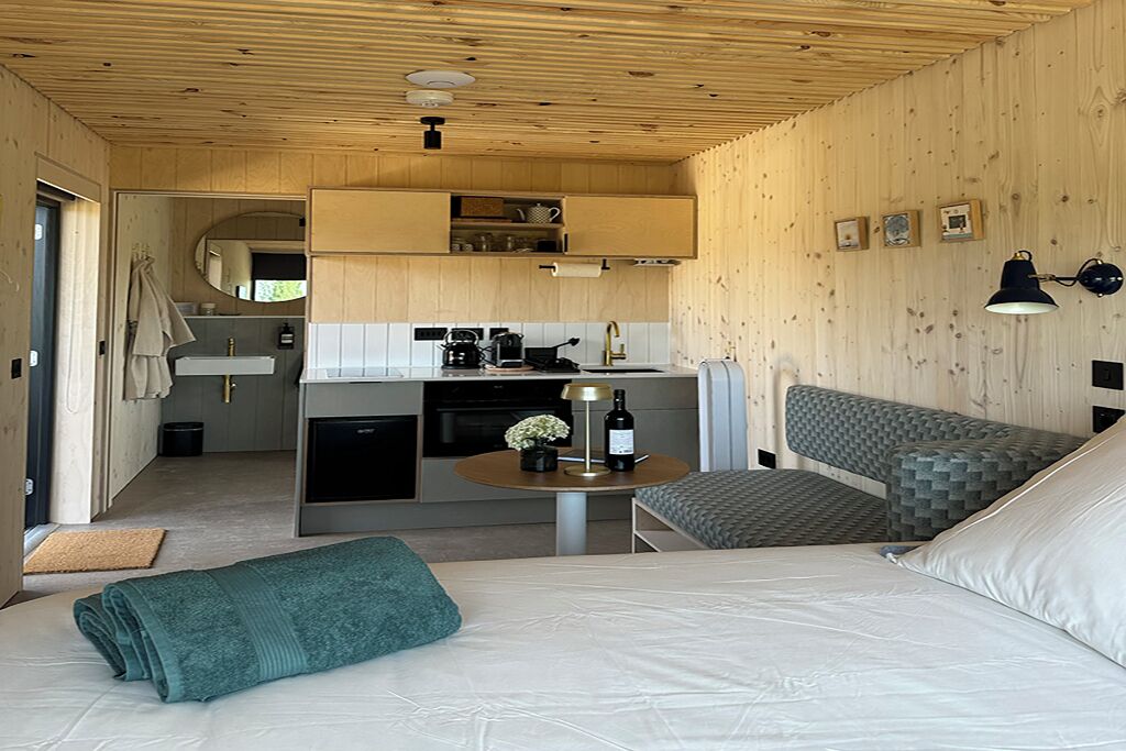 1 bedroom, travel crib, WiFi, bed sheets