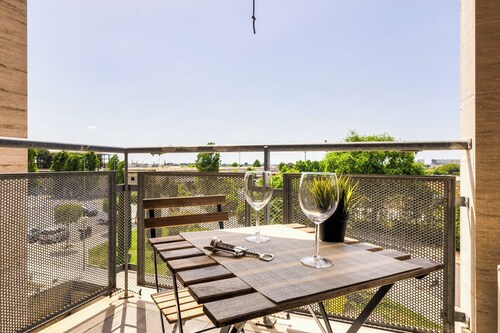 Casa Confortevole Terrazzo e Posto Auto Coperto!