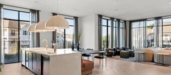 Upscale, New Apt | Pool  | Long Stays