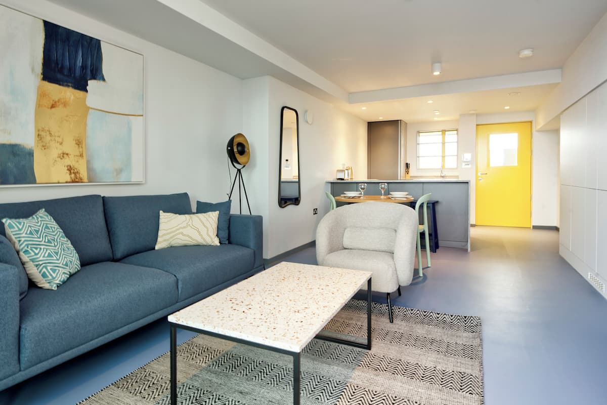 Comfort Apartment, Balcony | Living area