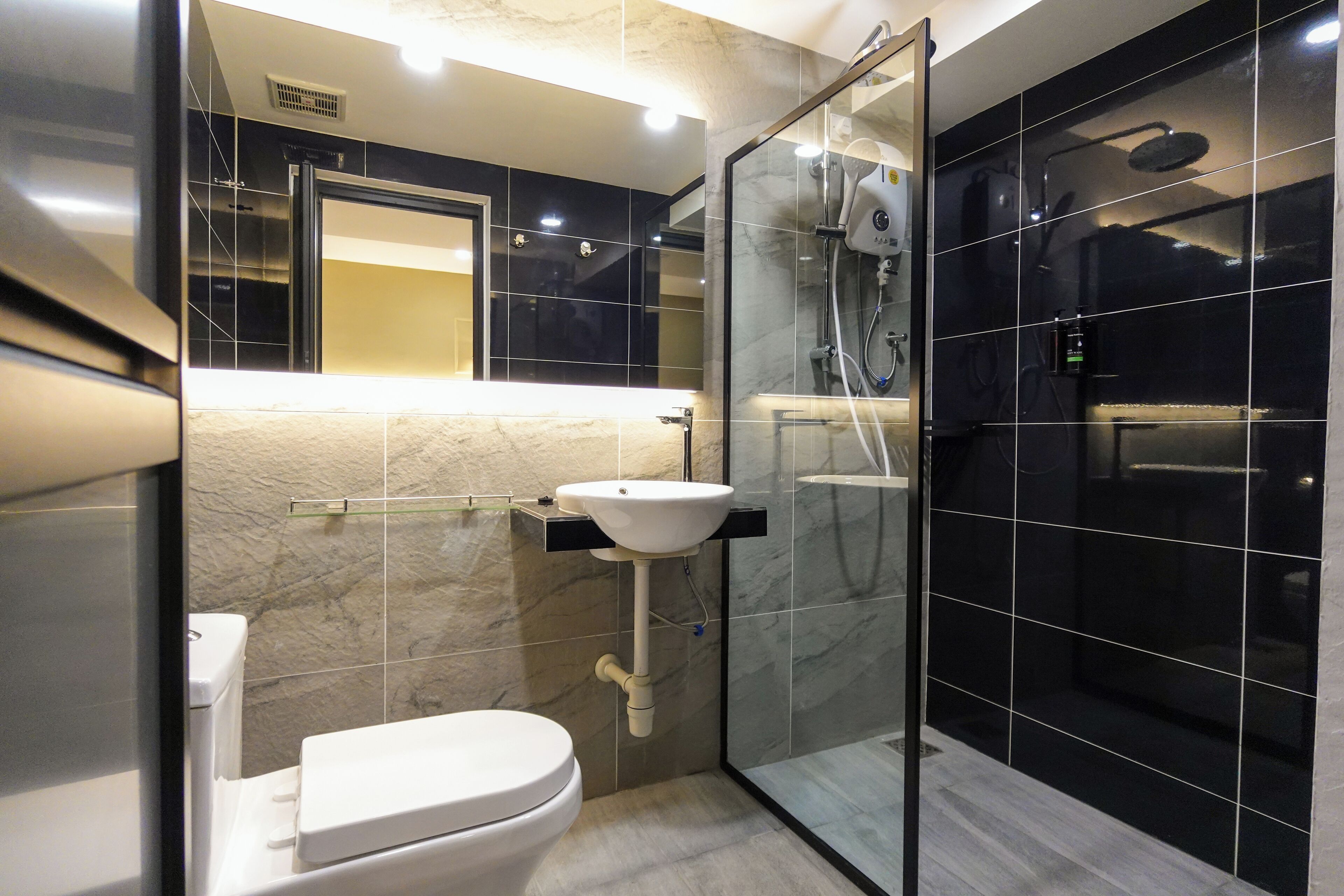 Chambre Supérieure, 1 grand lit | Salle de bain