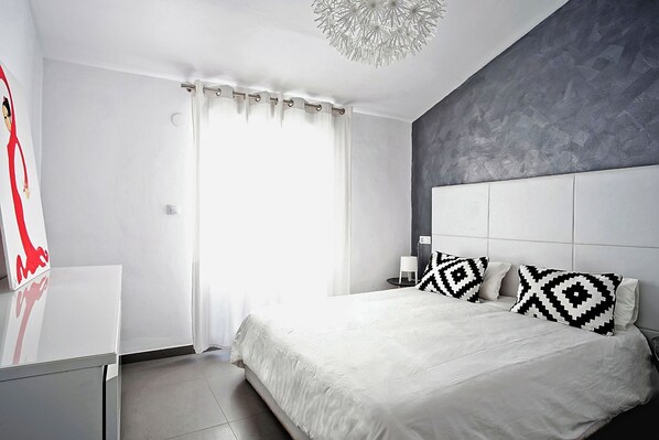 1 bedroom, iron/ironing board, free WiFi, bed sheets - Sunset Bliss Apartment in Castello de la Plana (Castelló de la Plana)