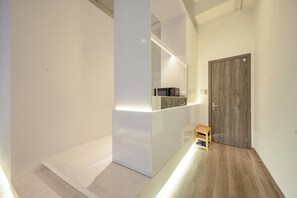 Estudio Deluxe, balcón | Escritorio, wifi gratis y ropa de cama 