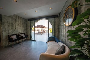 Sala de estar en el lobby
