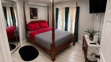 2 bedrooms, iron/ironing board, free WiFi, bed sheets