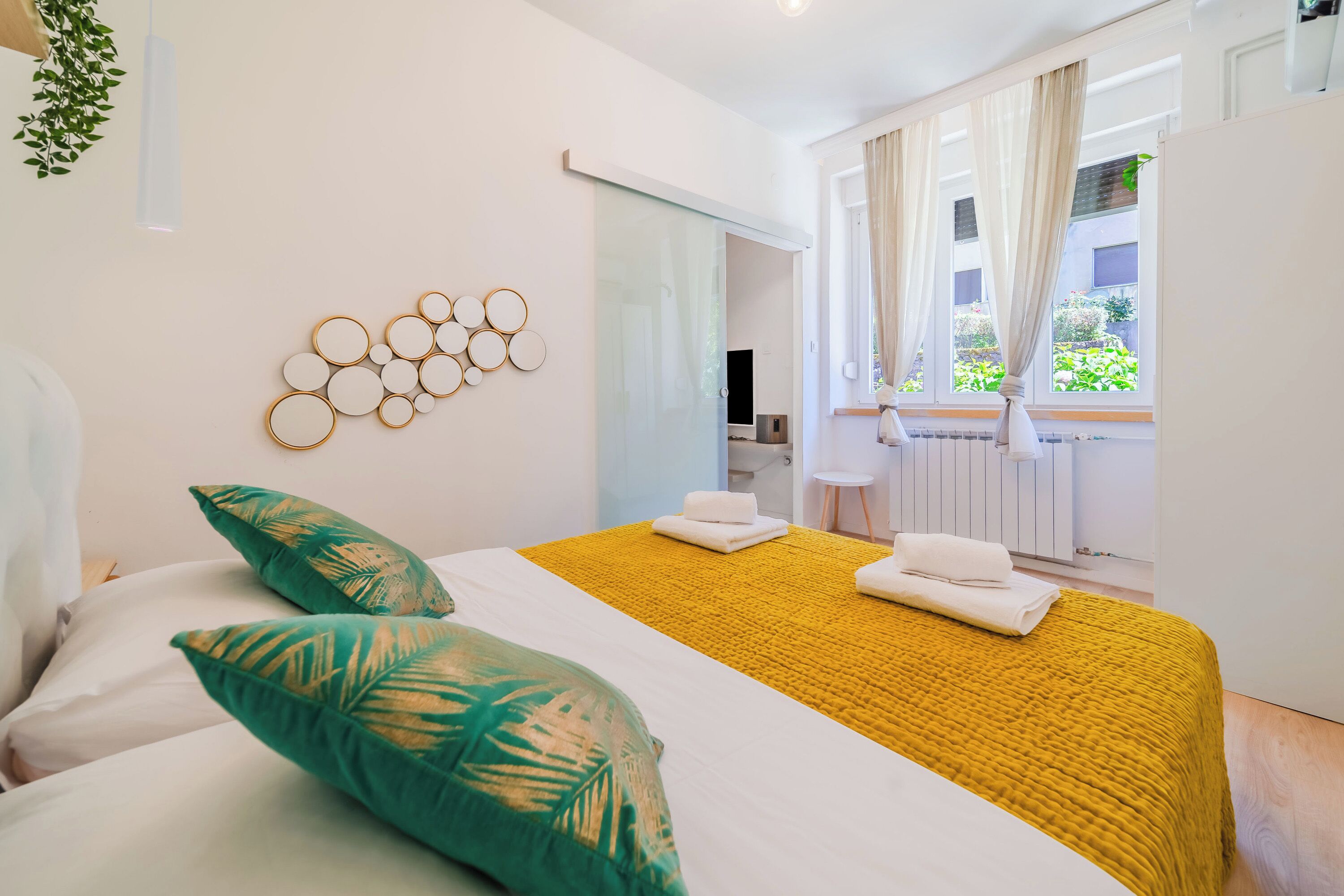 Apartamento família, 1 quarto, ar-condicionado (Quiet Corner Central Zagreb 1BR w/ AC) | 1 quarto