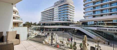 Deluxe Suite, Terrace | Free WiFi