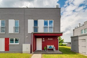 Exterior - Bonnie - First row on the water, 360° roof terrace, sauna, wood-burning stove (Olpenitz)