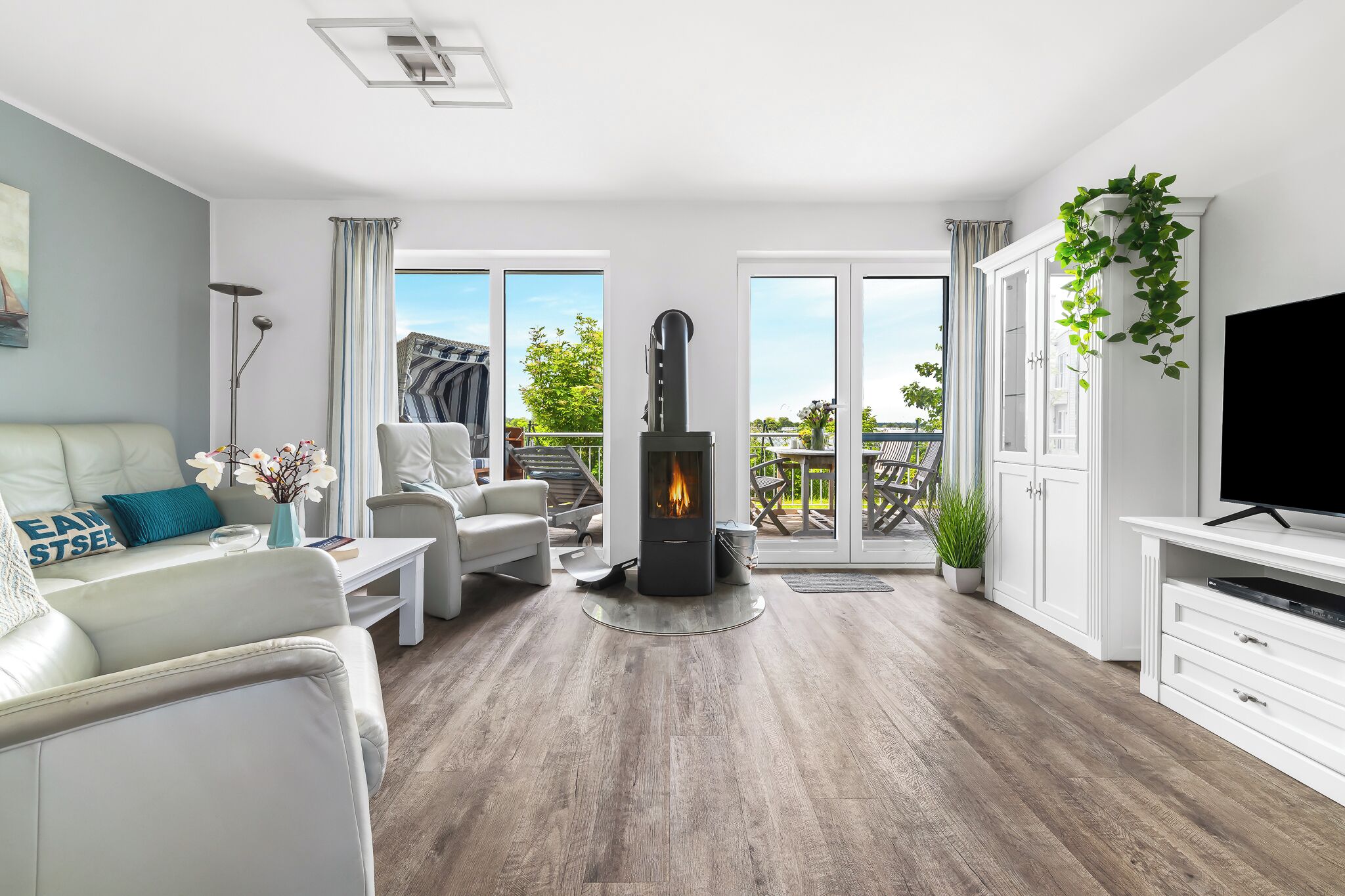 TV, fireplace, DVD player, stereo