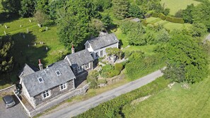 Exterior - The School House + Garden Rooms (Okehampton)