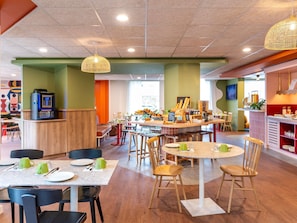Daily buffet breakfast (EUR 13.90 per person)