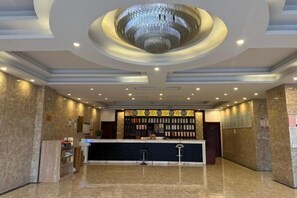 Lobby lounge - Huaiyuan Huiliang Mingde Hotel (Huaiyuan)