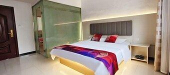 Tiantangzhai Lijun Hotel