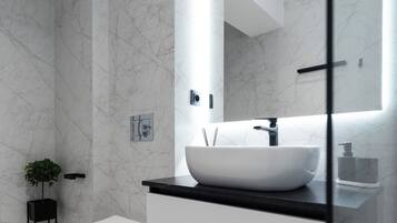 Appartement Deluxe, balcon, vue ville | Salle de bain