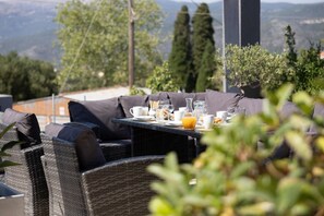 Villa | 3 bedrooms - Tselepis Villa at Lakithra (Kefalonia)