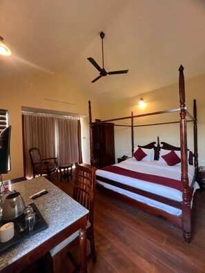 클래식룸 | 무료 WiFi, 침대 시트