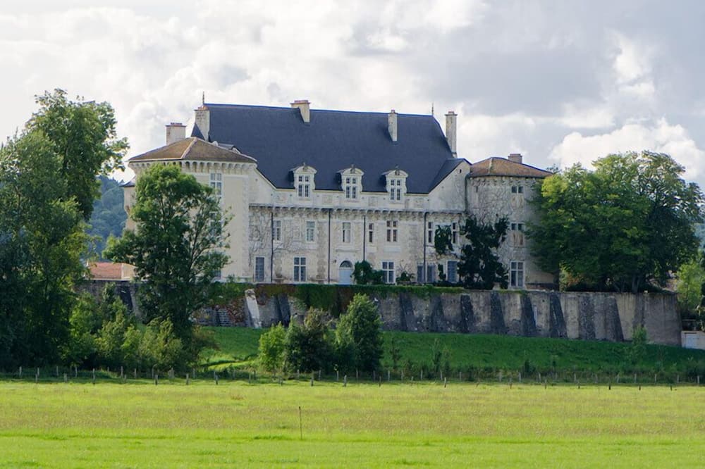 Château de Montbras