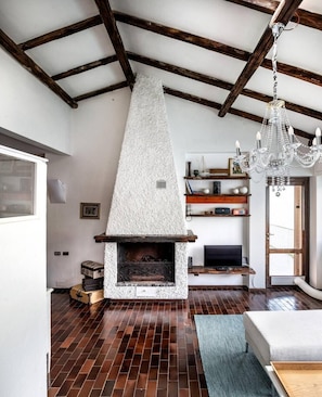 Living area - Villa First Line and Witn Breathtaking Views, Private-doc Included, Brienno (Brienno)