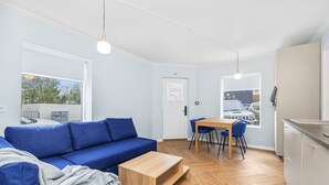 Unclassified image, 4 of 15, button - Baldursbra-Two Bedroom Apartment. (Reykjavik)