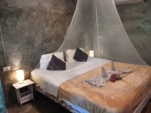 1 bedroom, WiFi, bed sheets