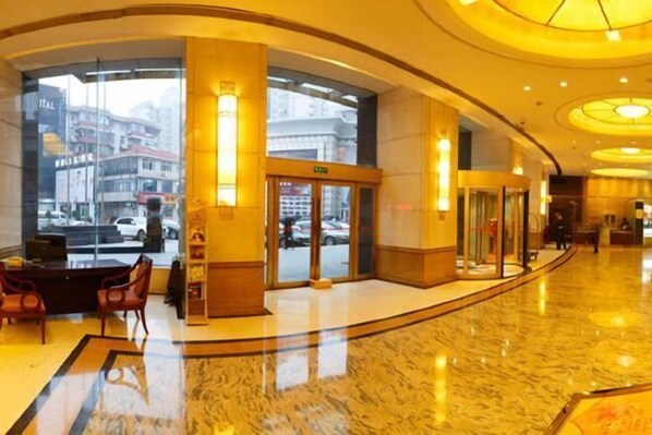 Interior - Huatian Hotel(Wuhan Xudong Metro Station) (Wuhan)