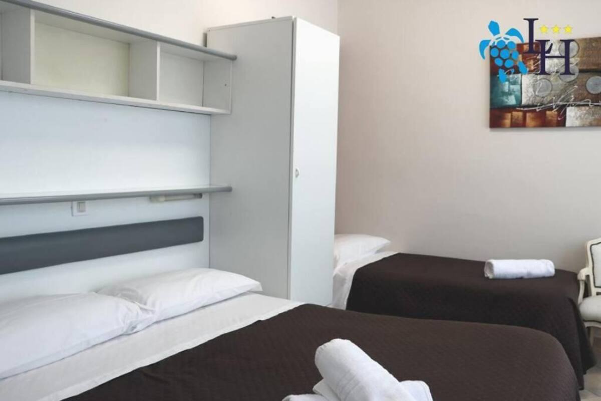 Premium Triple Room, Balcony, Sea View | Egyptian cotton sheets, premium bedding, down comforters