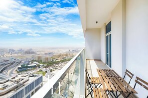 อพาร์ทเมนท์ | ระเบียง