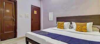 Bhaskar Hotel By GRB