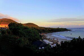 Unclassified image, 5 of 13, button - Ocean Star Hostel (Pingtung)