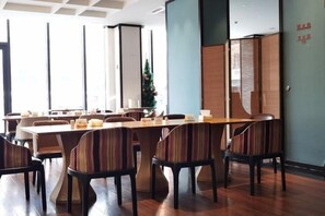 Restaurant - Yiwenge Hotel (Changshu)