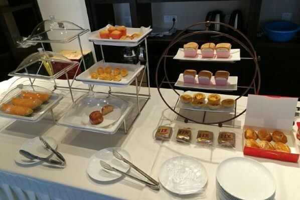 تناول الطعام